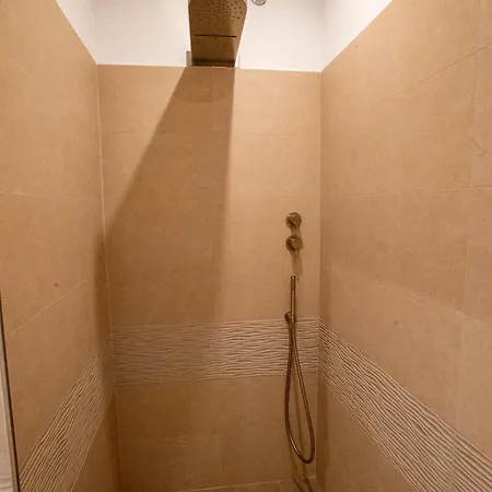 Hotel Cane