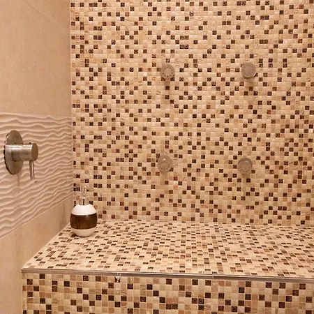 Cane ホテル ドッツア